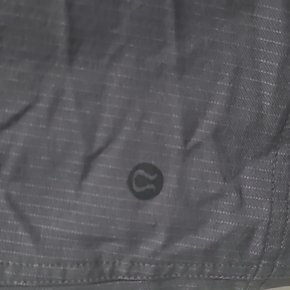 Lululemon Men's ABC Shorts - Picture 3 of 4